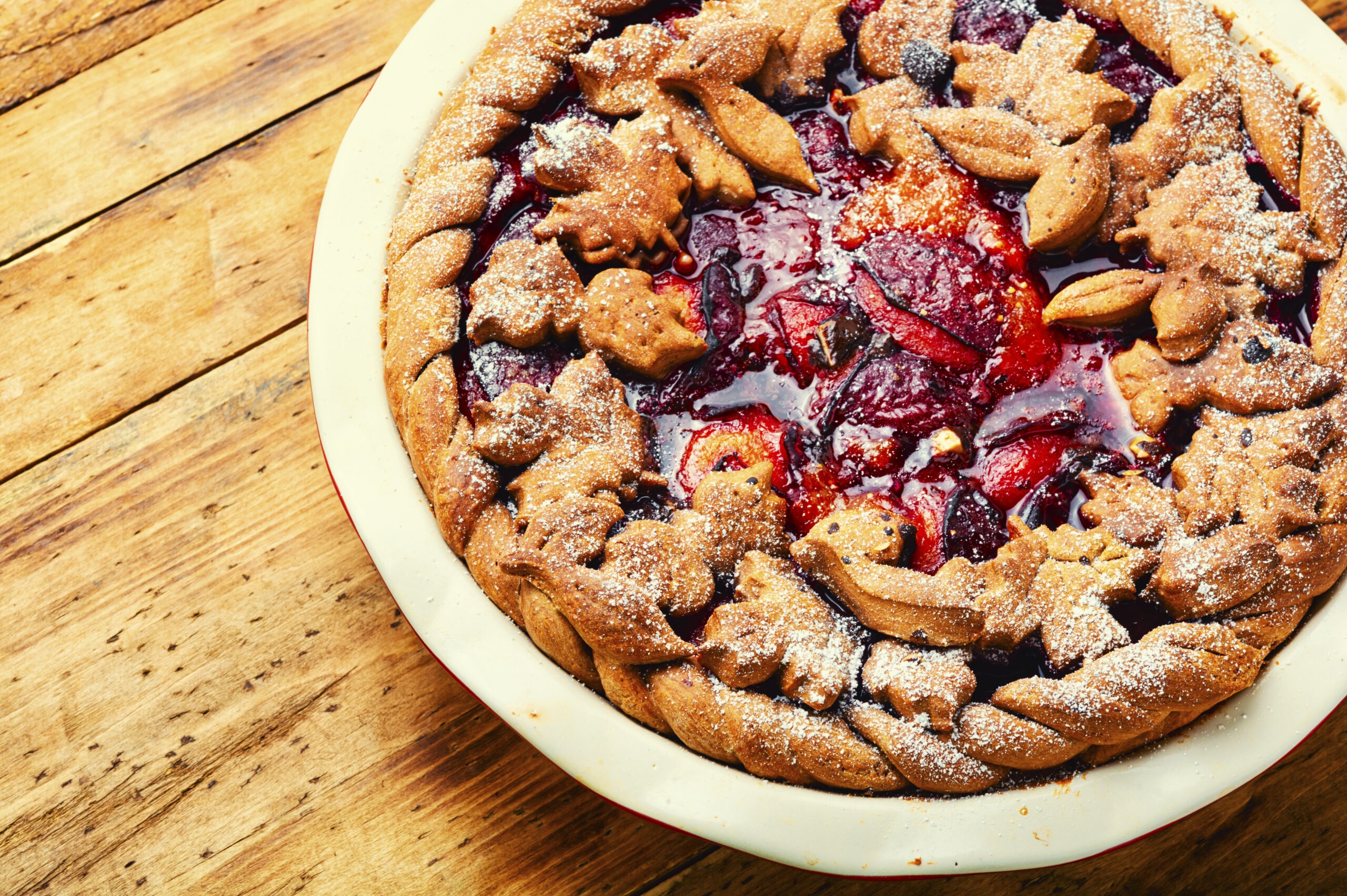 wilgotny placek ze śliwkami